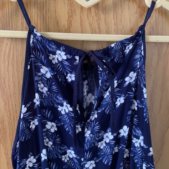 2/$30 Cynthia Rowley // Halter Neck Romper - Picture 6 of 6